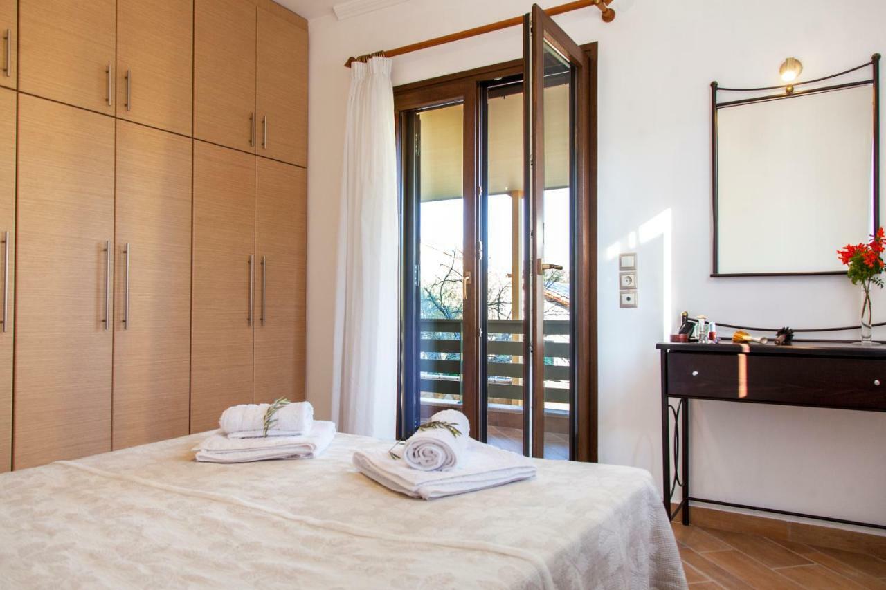 Aria Apartments Apolpaina Exterior photo