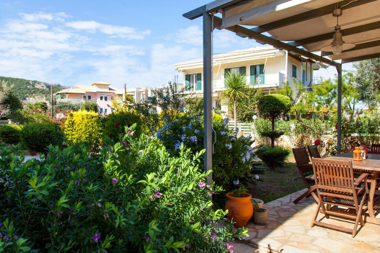 Aria Apartments Apolpaina Exterior photo