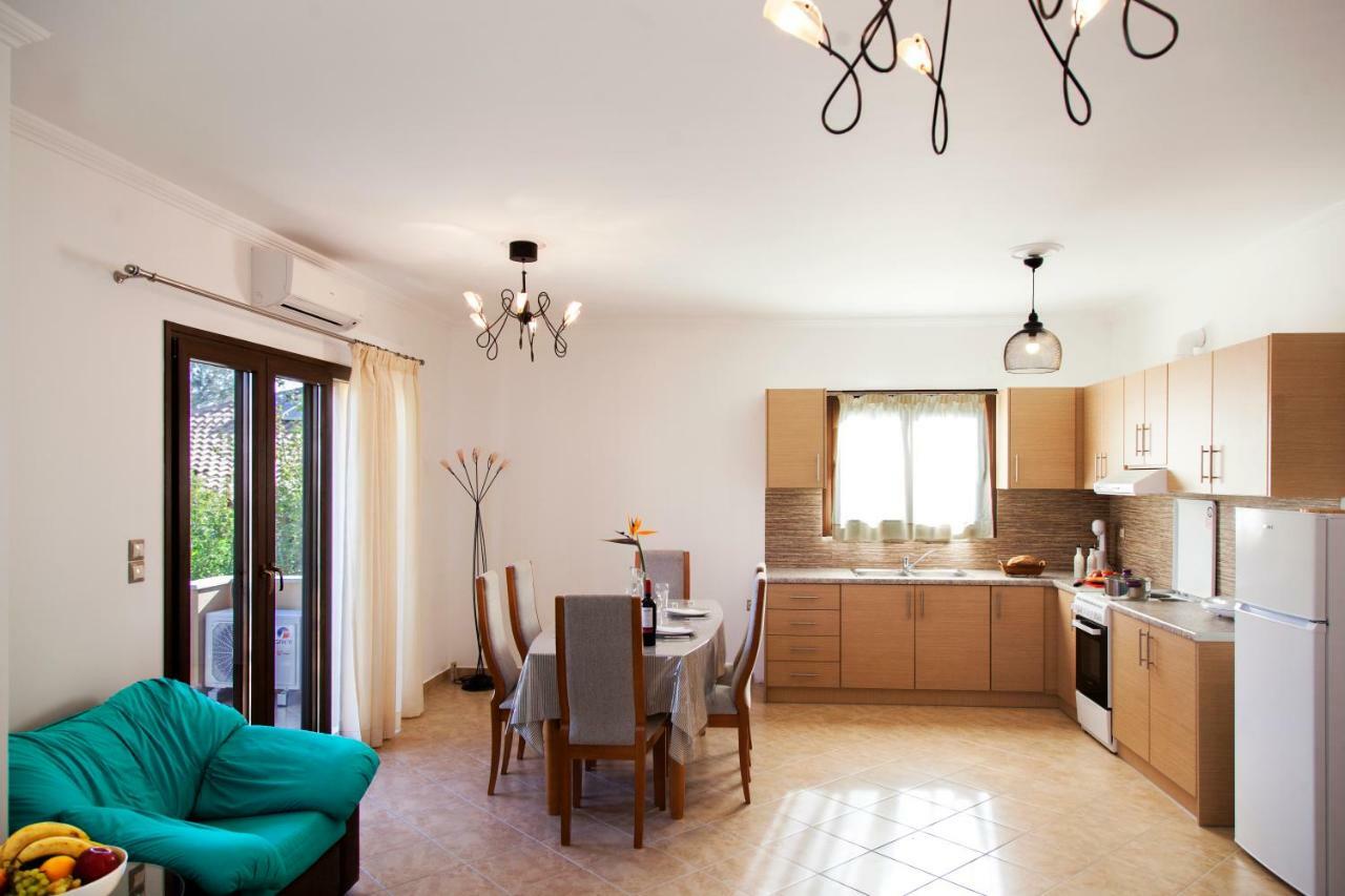 Aria Apartments Apolpaina Exterior photo