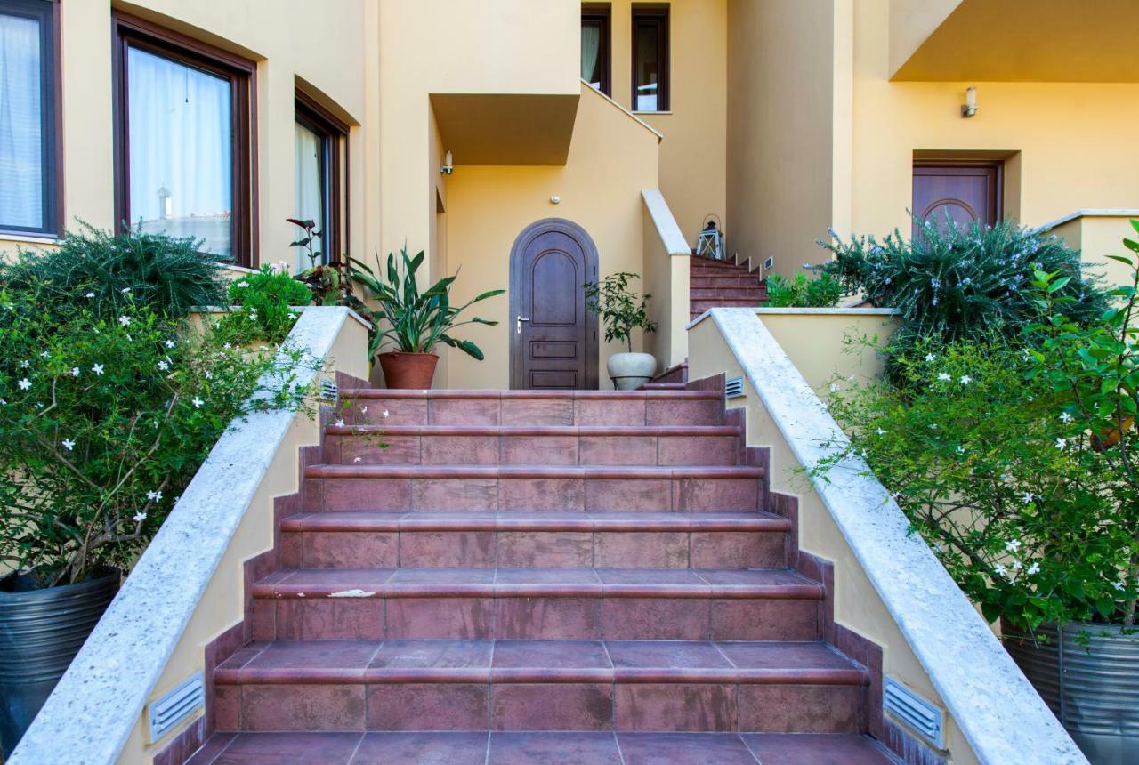 Aria Apartments Apolpaina Exterior photo